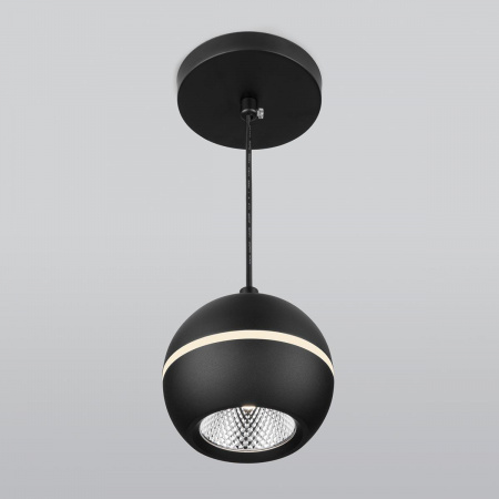 Подвесной светодиодный светильник Elektrostandard DLS023 9W 4200K черный a047775