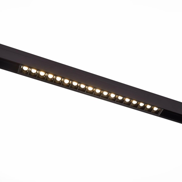 Трековый светодиодный светильник для магнитного шинопровода ST Luce Siede ST361.446.18