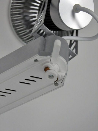 Трековый светодиодный светильник Elvan ST-01-15x1W-WH